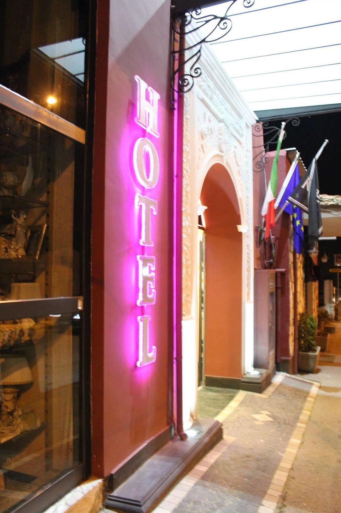 Kleopatra Design Hotel Napoli Exterior foto